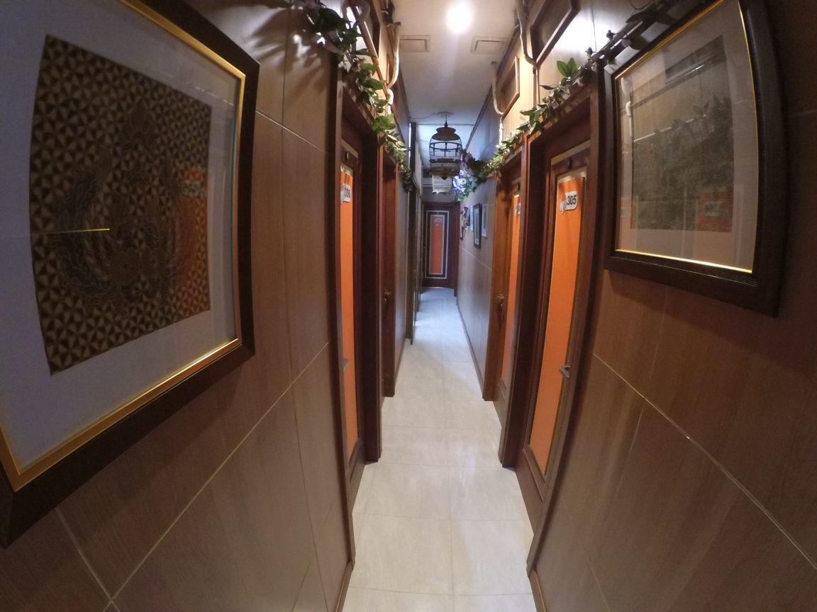 The Cabin Hotel Gandekan Yogyakarta Exterior photo